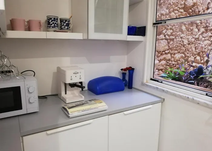 アパート Bubibi カリアリ