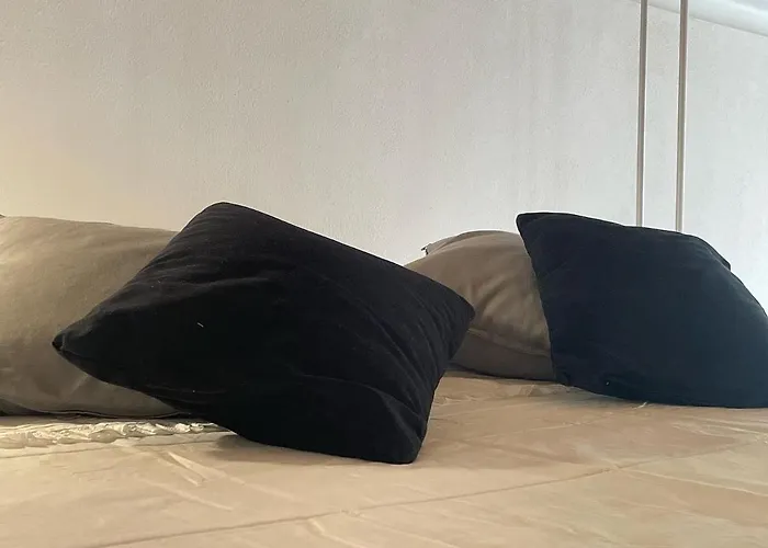 Bubibi アパート カリアリ